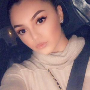 Meet your Posher, Lizzy